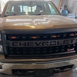 2015 Chevy Grill And Headlights 