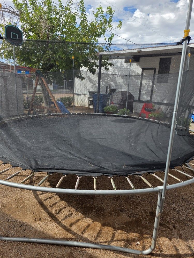 Trampoline 16Ft.