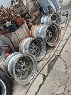 15 X 10 WELD / CRAGAR STARWIRES!!! 550$