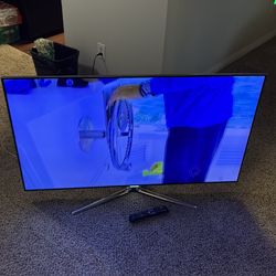 50” Samsung smart tv w/remote