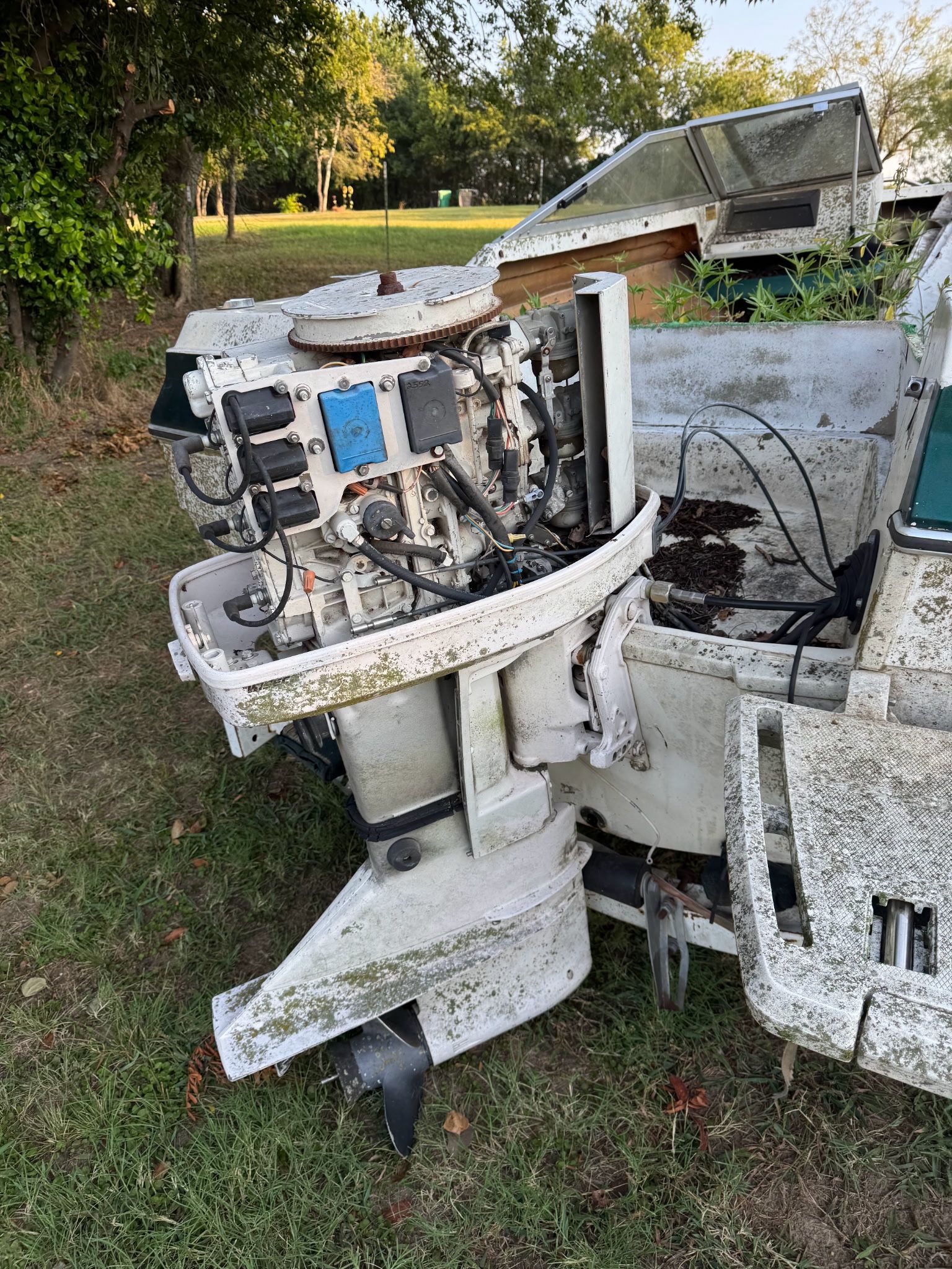 Force Outboard Motor For Parts…