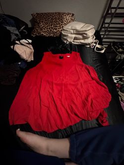 Nygard Red Sleeveless Flowy Top