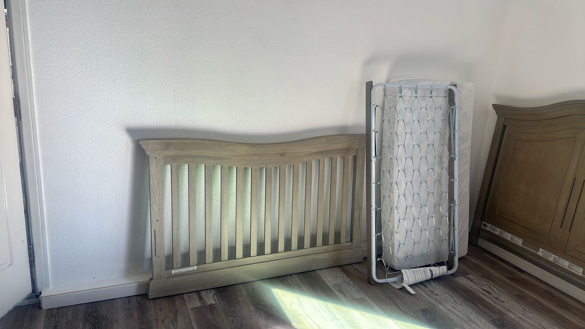 Baby Crib 
