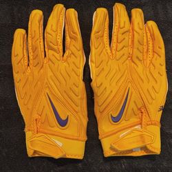 Size XL Lsu Superbad football gloves 