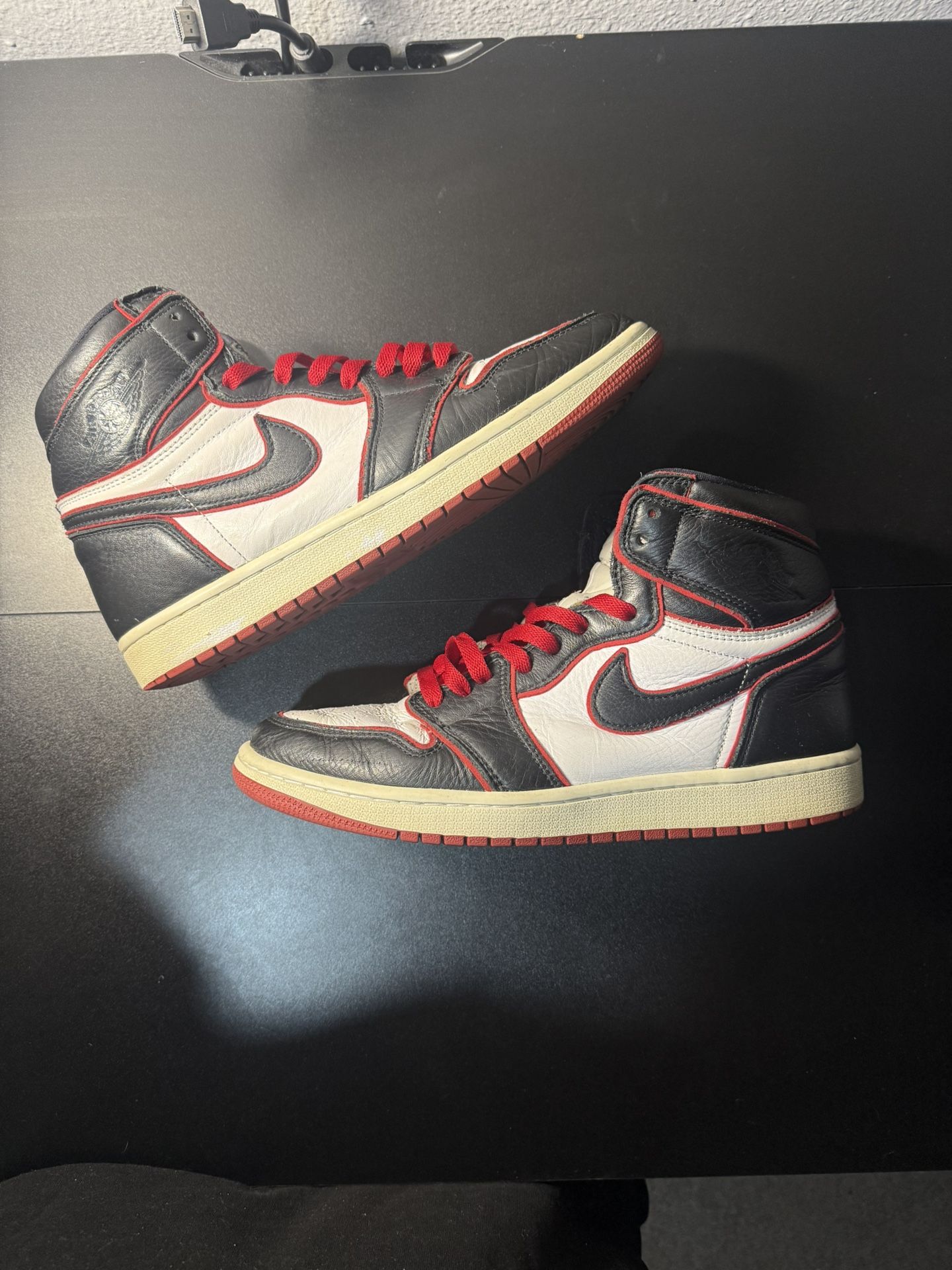 Air Jordan 1 High ‘Bloodline’