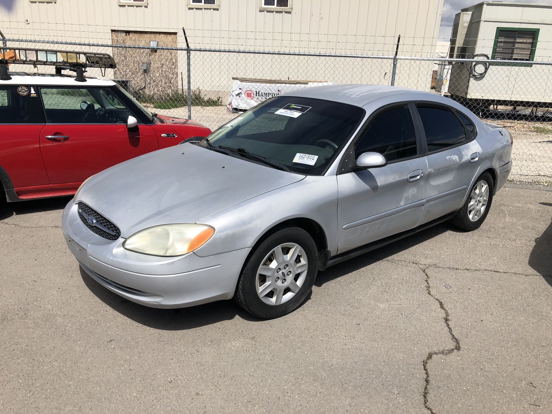 2003 Ford Taurus