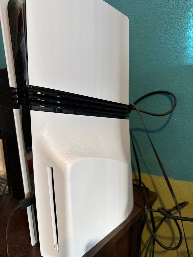 ps5 pro with edge controller 2TB ssd