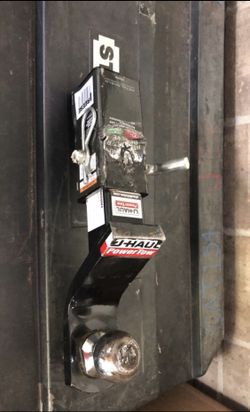 Hitch and adapter