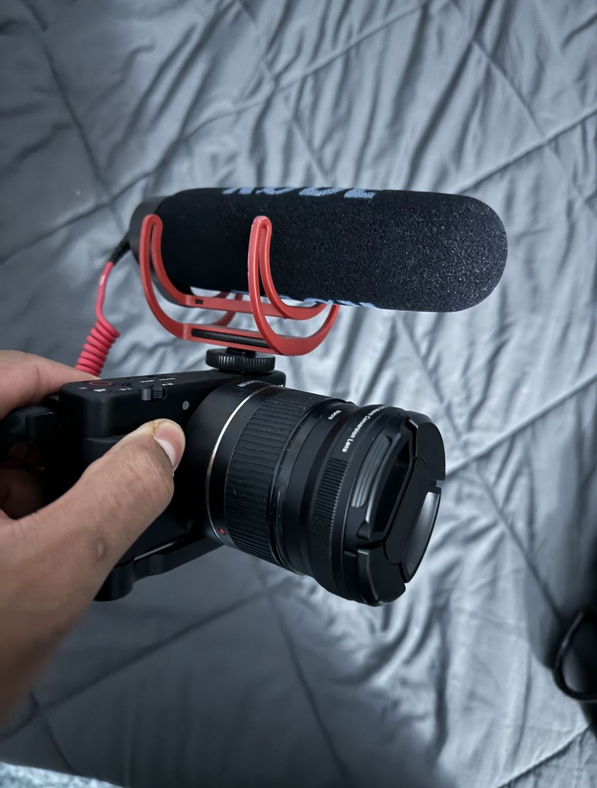Sony ZV-1X Camera for Content Creators,Vlogging and YouTube with Flip