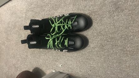 Battle cleats