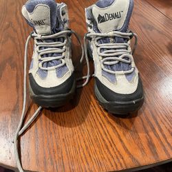 Hiking Boots Size 7