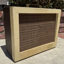 Kay Vintage Tube Guitar Amp Model 703 