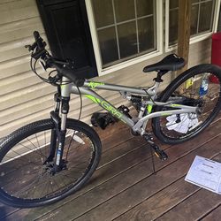 Ozone 500 Men's Gira KT 25 29-Inch Full Suspension Mountain Bike