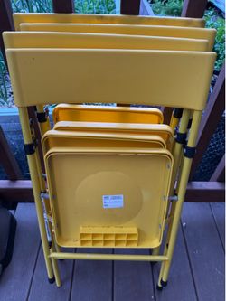 Set of 4 children chairs