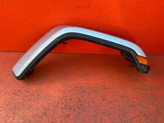 2018 - 2026 Jeep Wrangler Left Driver Side Front Fender Flare Molding OEM