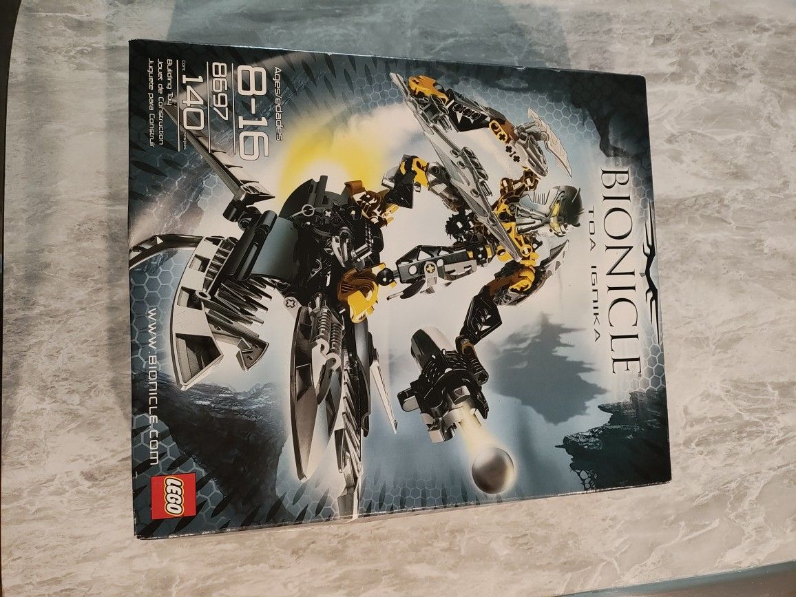 Rare Lego Bionicle Toa Ignika (Never Opened)