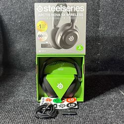 SteelSeries Arctis Nova 5X Wireless Multi-System Gaming Headset