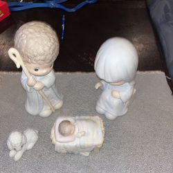 Precious Moment Nativity Set