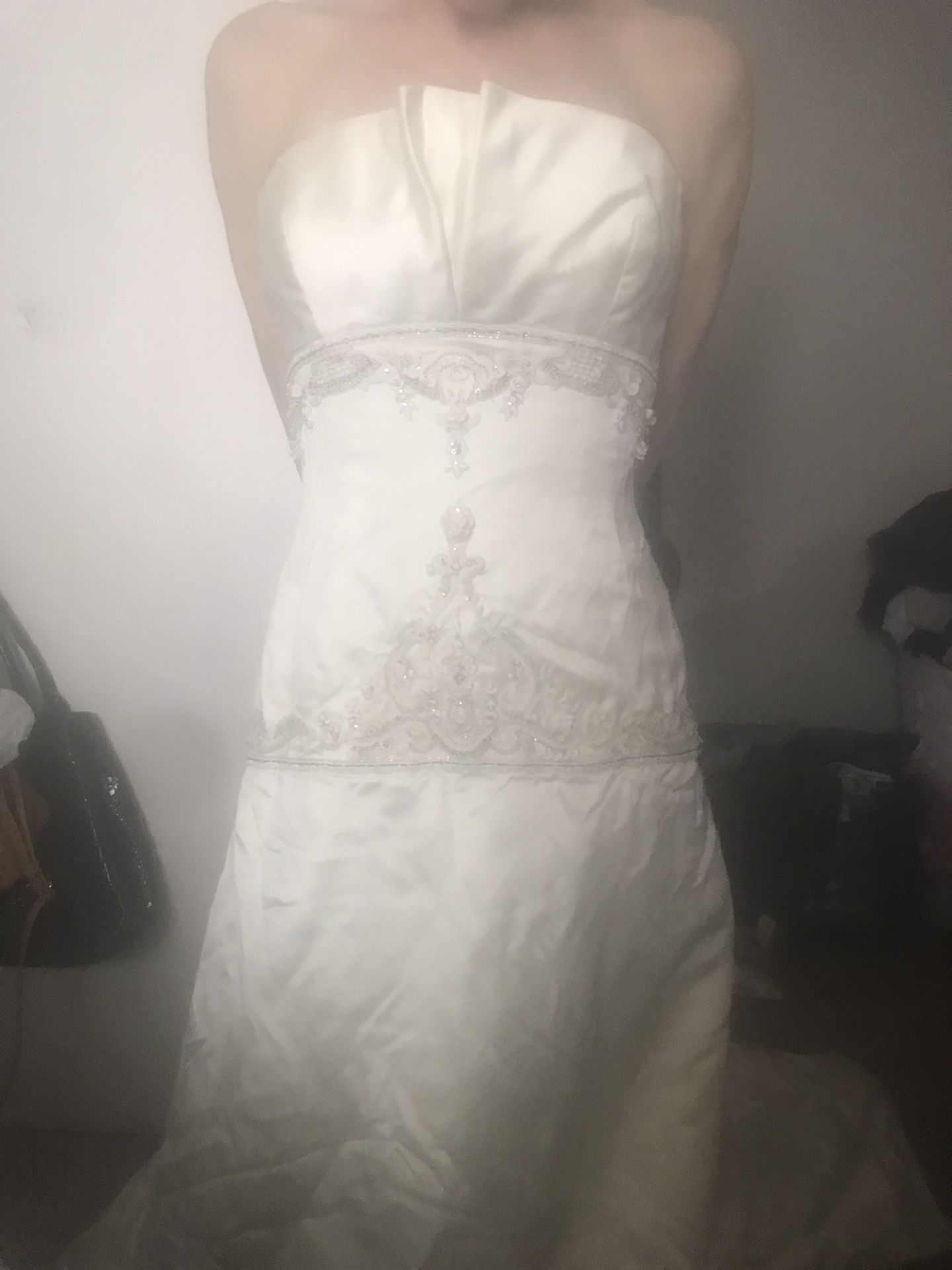 Beautiful, Gorgeous Elegant White Wedding  Dress Tailor Made One Of A Kind Back Out Right Fitted