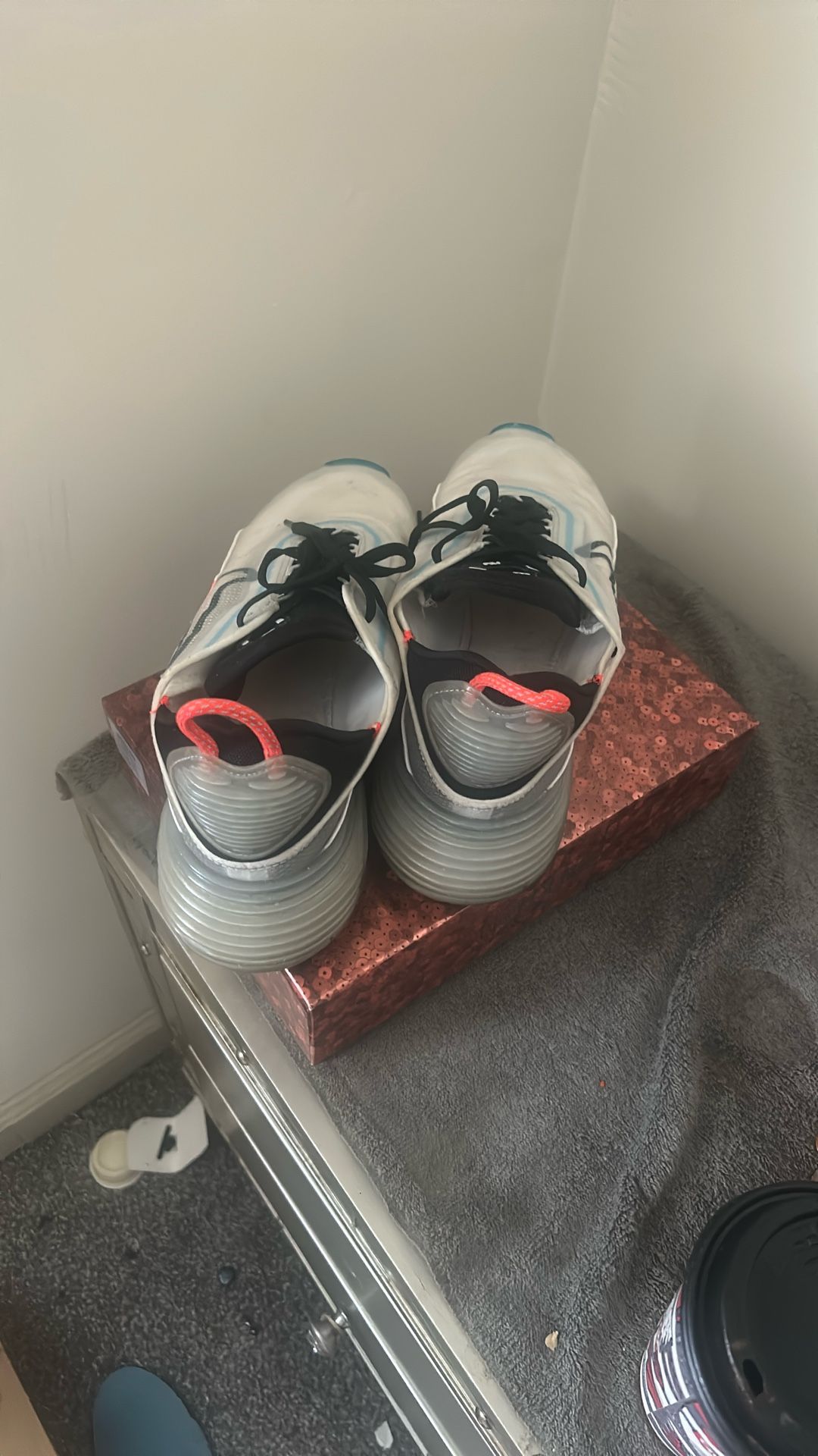 Nike Woman Size 10