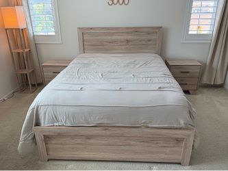Queen size bed frame - mattress not included
