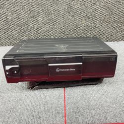 96-03 Mercedes R129 SL500 CL500 CD Changer 6 Disk Player MC3198 00(contact info removed)9 OEM