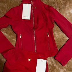 Red lululemon set