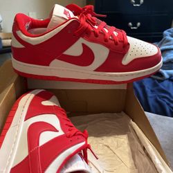 Nike St John sb 