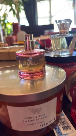 Nicole Miller moments day passion perfume