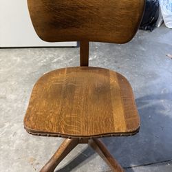Antique Oak 1914 Milwaukee Chair Company Adjustable Rolling Swivel Office Chair