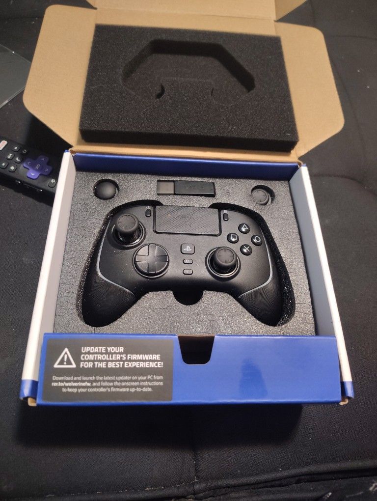 Razer Wolverine V2 Pro Controller For PlayStation 5 And PC