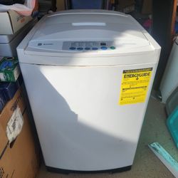 GE Spacemaker 2.5 Cu. Ft. Top Load White Washer