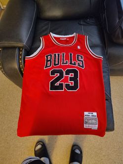 Mitchell & Ness Michael Jordan Chicago Bulls 1997-98 Authentic Jersey