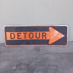 Detour Traffic Sign 