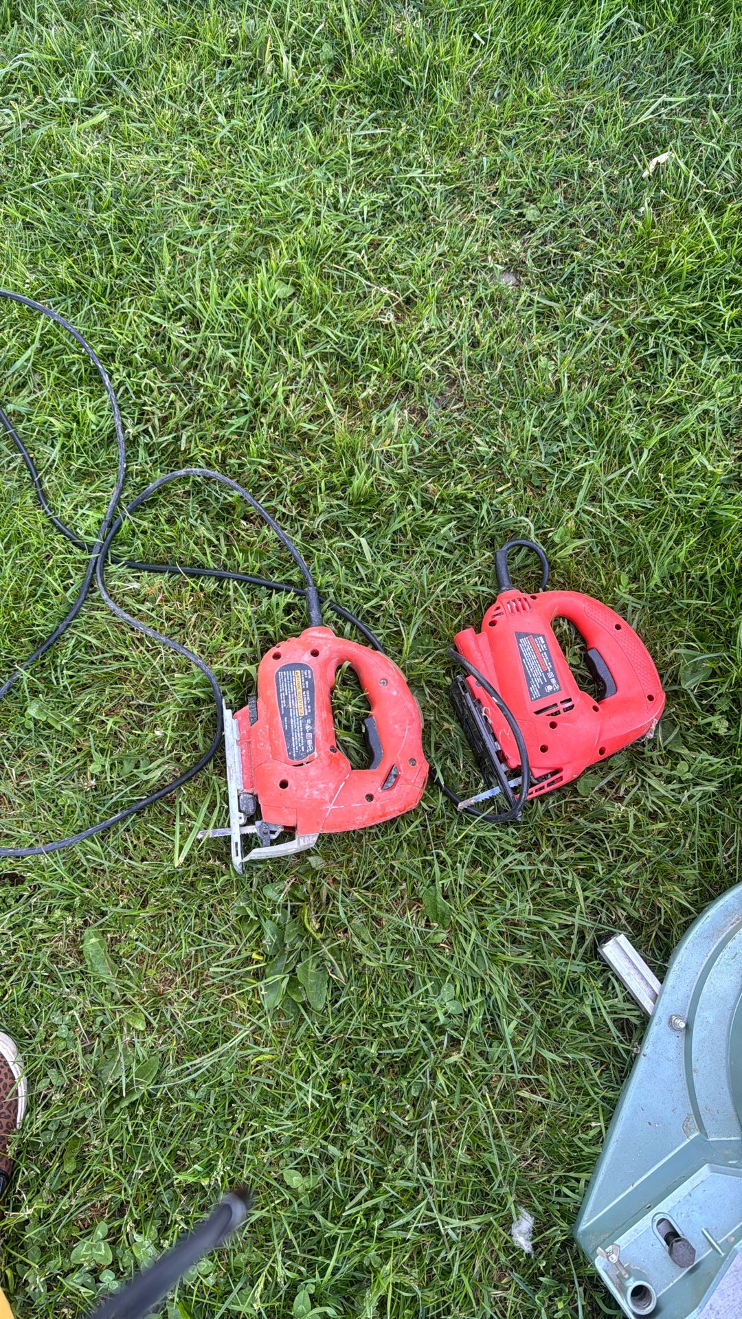 2 Electric Skillet Saw
