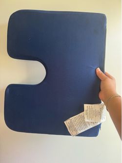 Seat cushion