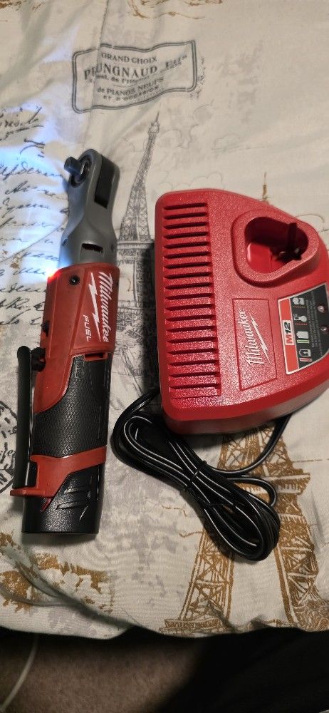 Milwaukee Fuel 3/8 Ratchet