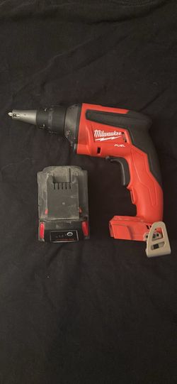 Milwaukee Screw gun