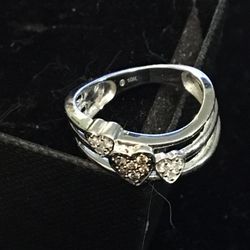 10kt gold triple heart ring
