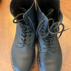 Doc Martins Size 9