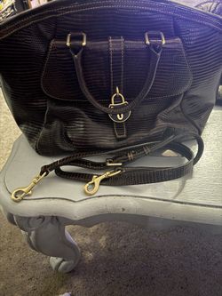 Dooney&Bourke Purse With Crossbody Strap Pick Up