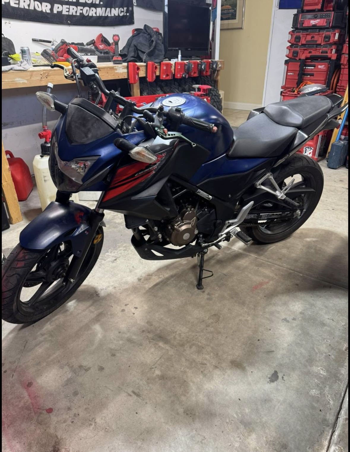 2017 Honda CB300f