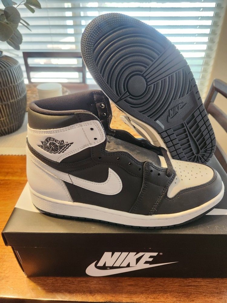 New Jordan 1 High Black White