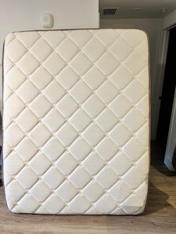 Queen Size Quilted Mattress