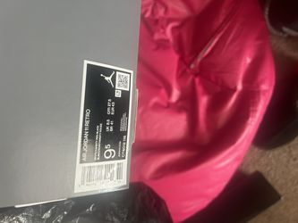 Jordan Cherry 11s Size 9.5 
