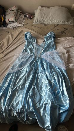 costume