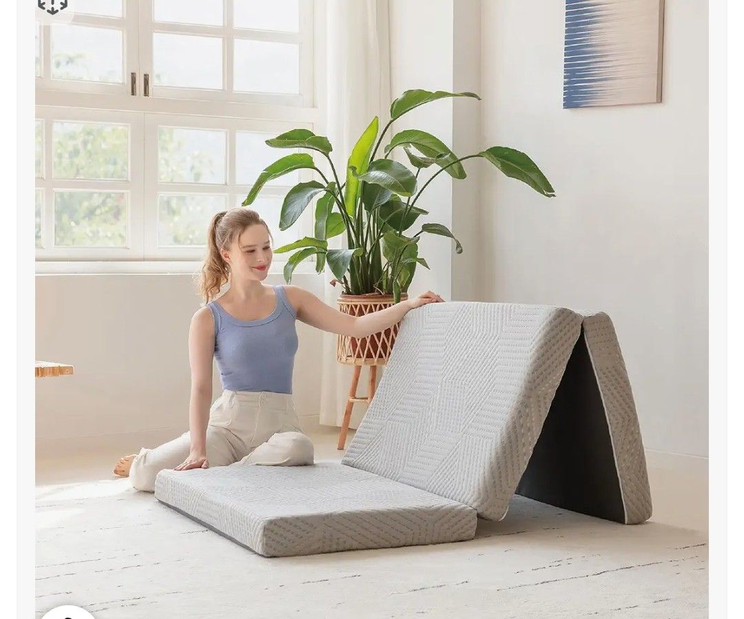 Queen Size Tri  Fold Foam Mattress