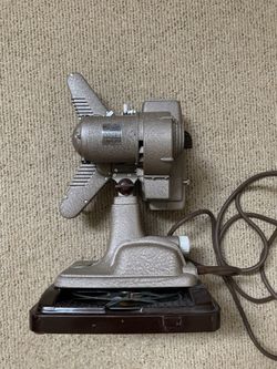 Vintage Revere 8mm Movie Projector