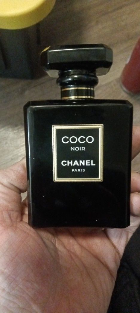 coco noir chanel paris cologne 