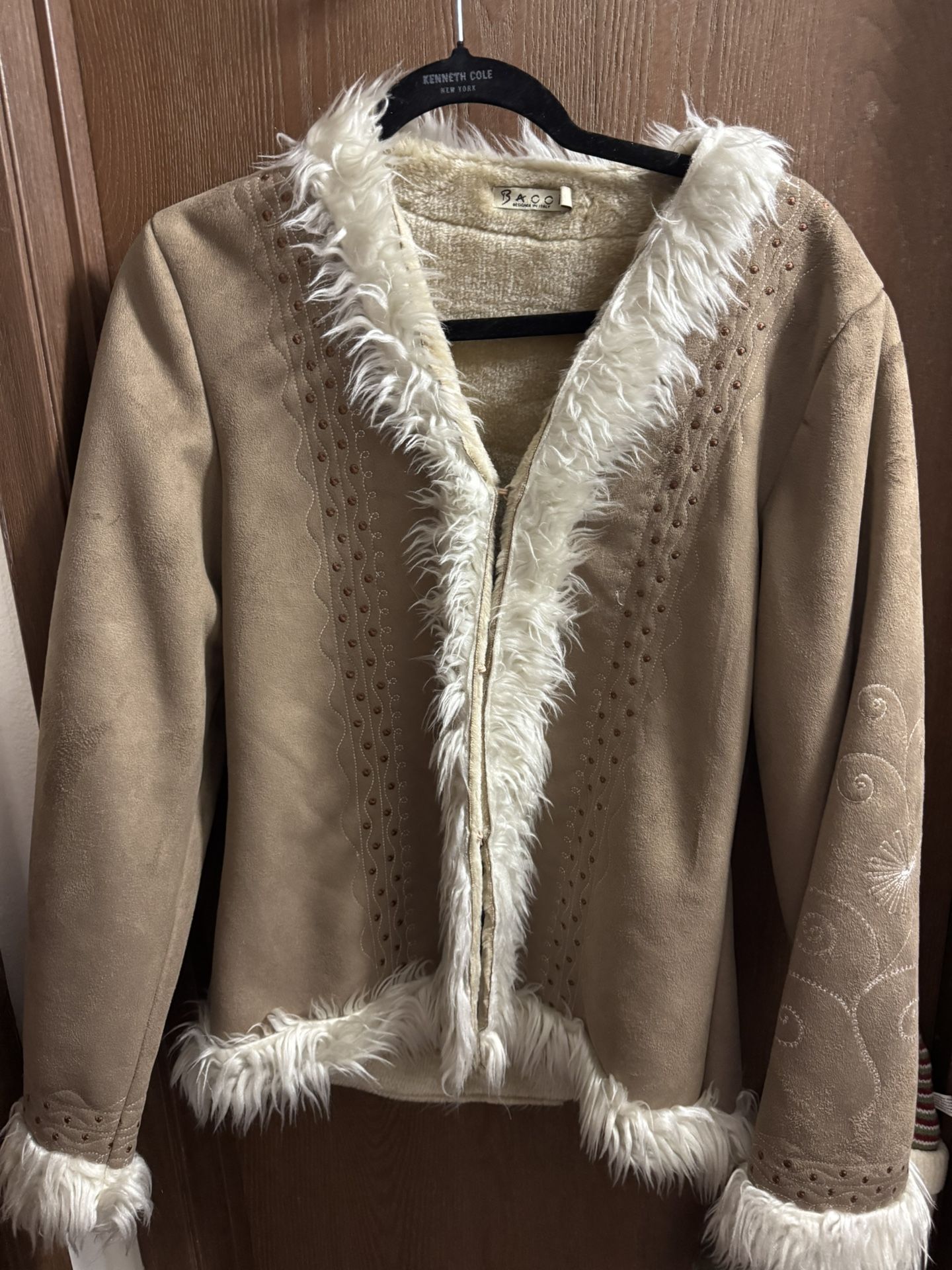 Beautiful Soft  Tan Jacket Made In Italy Xl